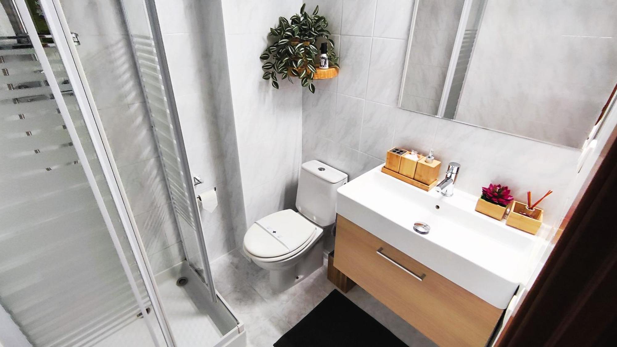 Good Atmosphere Apartment Вендрель Экстерьер фото