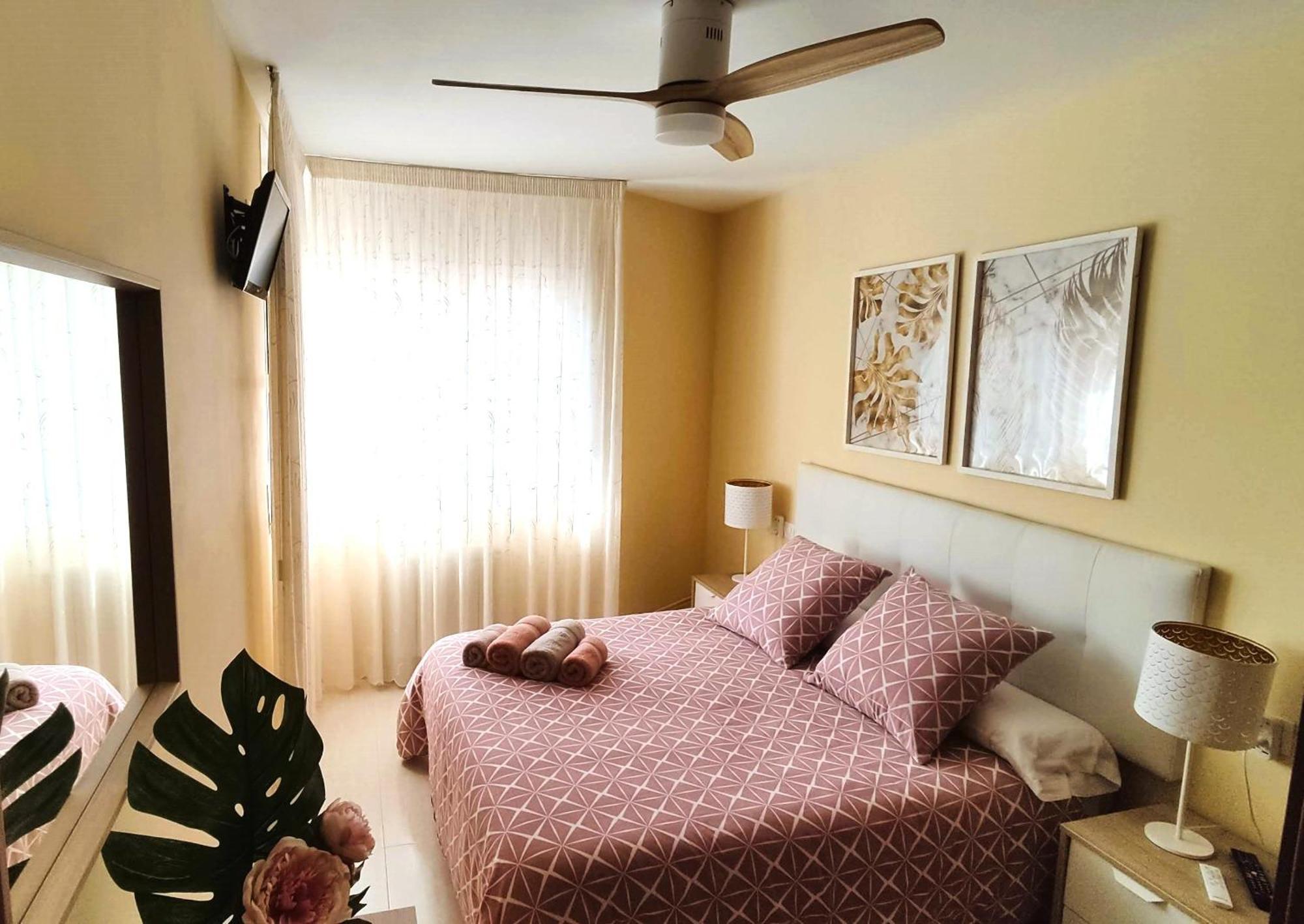 Good Atmosphere Apartment Вендрель Экстерьер фото